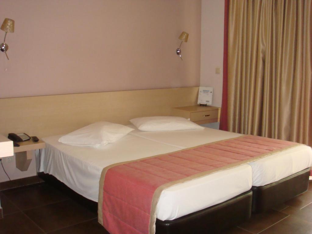 Hotel Ifigenia Лептокария Номер фото